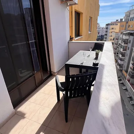 Dina Apartamento
