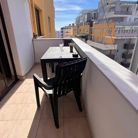 Dina Appartamento Durrës